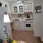 Apartman Lovre I *